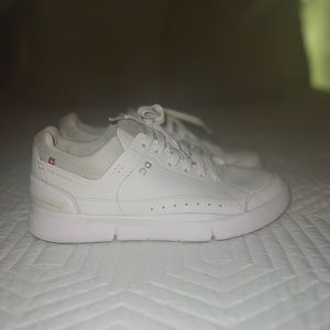 On Women's THE ROGER Advantage